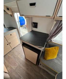 ERIBA TOURING FAMILIA 320 URBAN Loisirs Caravaning