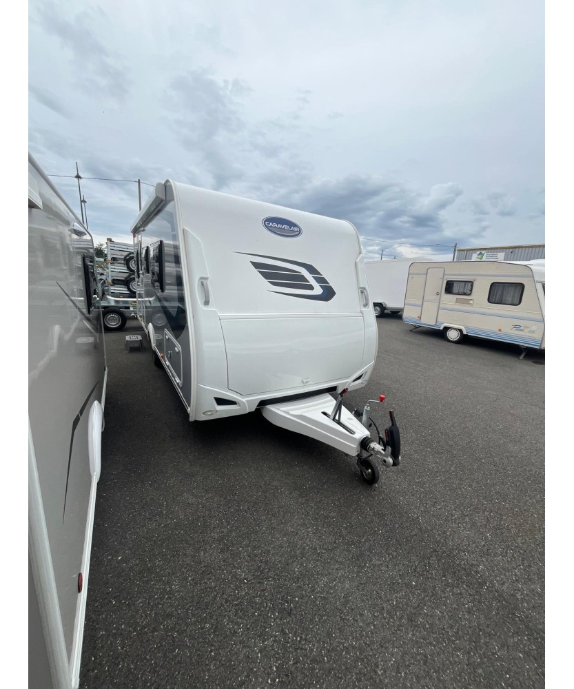 CARAVANE OCCASION CARAVELAIR TITANIUM 470 Loisirs Caravaning