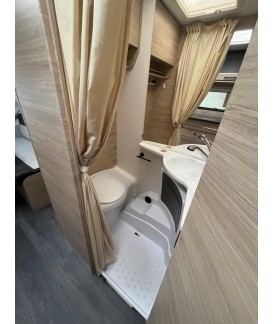 CARAVANE OCCASION CARAVELAIR TITANIUM 470 Loisirs Caravaning