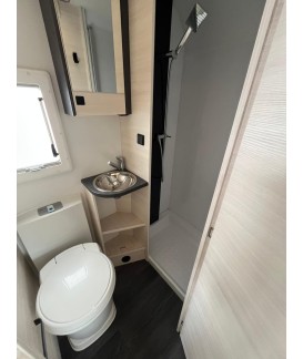 CARAVANE OCCASION CARAVELAIR ARTICA 496 FAMILY Loisirs Caravaning