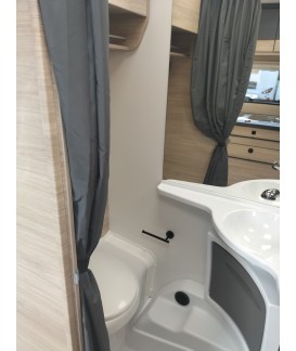 OCCASION CARAVANE CARAVELAIR TITANIUM 470 Loisirs Caravaning