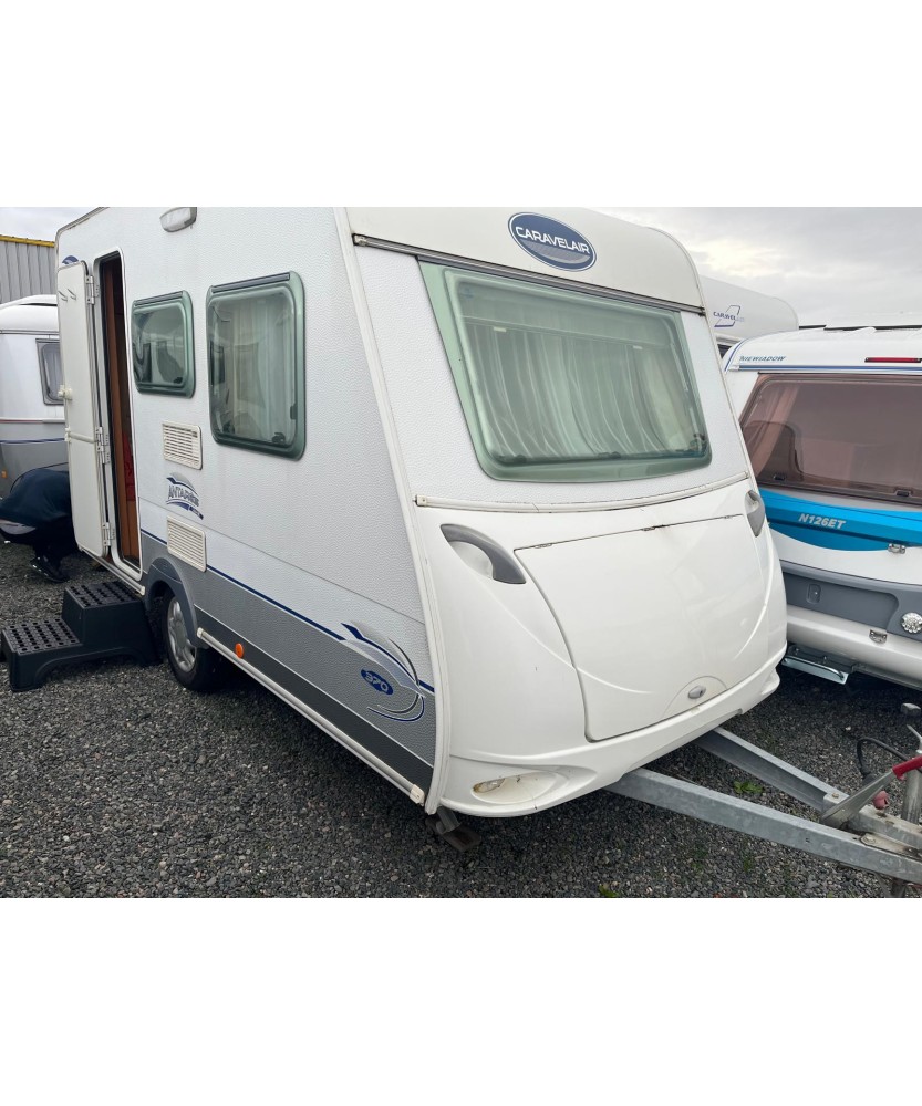 OCCASION CARAVANE CARAVELAIR 370 Loisirs Caravaning
