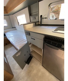 Caravane ERIBA FEELING 470 Loisirs Caravaning